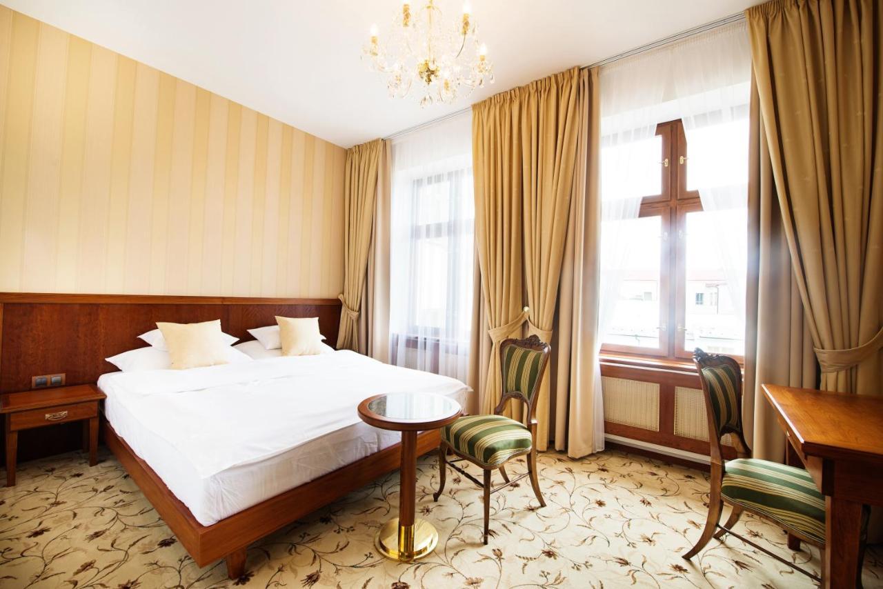 Hotel Slavie Pelhřimov Dış mekan fotoğraf